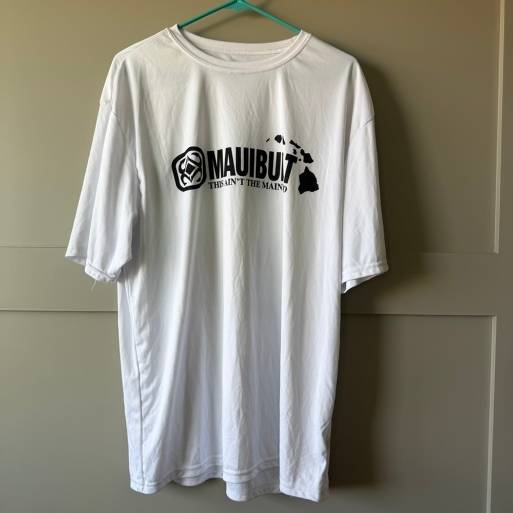 Maui Built Graphic T-Shirt Men XL White Performance Aloha This Aint The Mainland